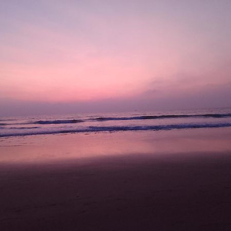 Peaceful Rooms At Pande Residency Patnem Beach Bagian luar foto